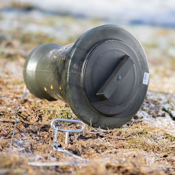 Kegleformet Foder- og Aktivitetstnde - 18 kg kapacitet