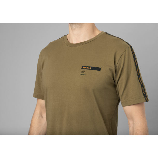 Hrkila Logo Band T-Shirt