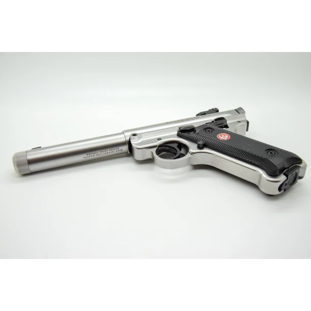 Mark IV Target w/threaded barrel, .22LR, 5,5", stainless