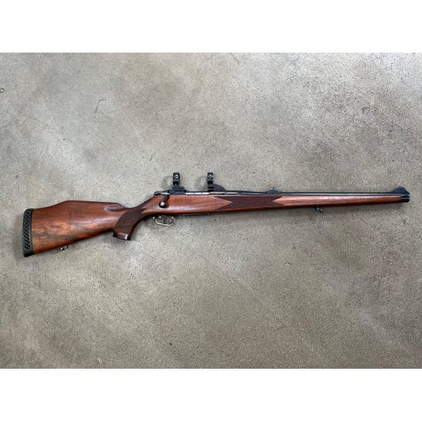 Brugt Sauer 80 fuldskftet riffel kal. 22-250