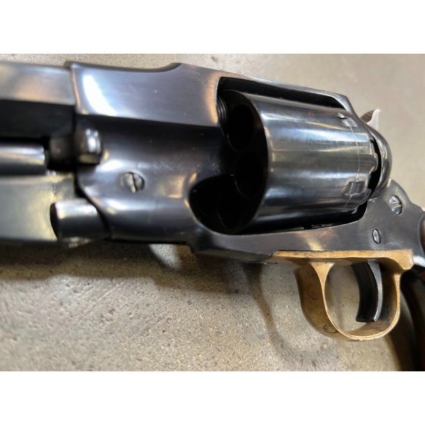 Brugt Uberti 1858 New Army Revolver Kal. 44